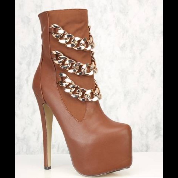 High Heel Brown Boots - Picture 3 of 4